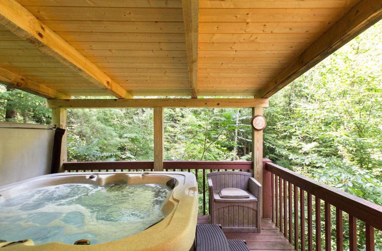 Rooster Ridge Villa Hendersonville Bagian luar foto